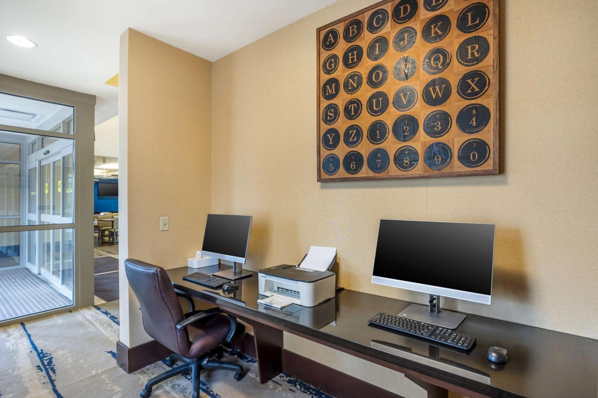 Best Western Plus University Park Inn & Suites Стейт-Колледж Екстер'єр фото