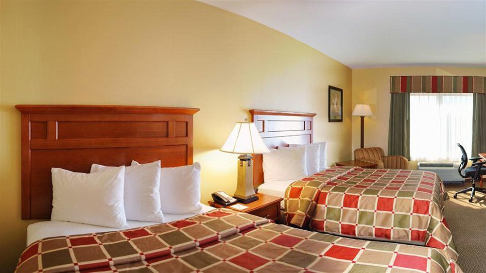 Best Western Plus University Park Inn & Suites Стейт-Колледж Екстер'єр фото