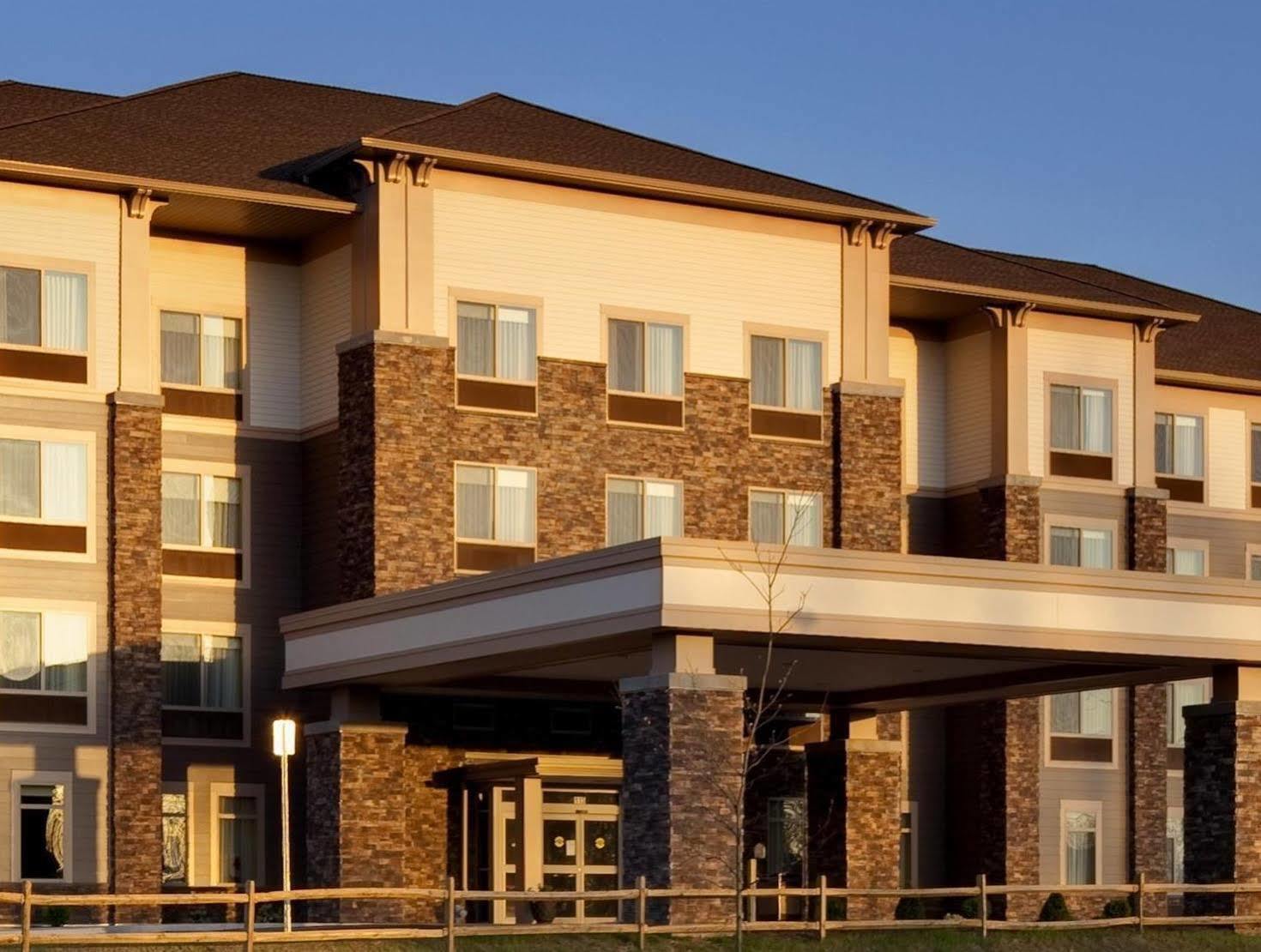 Best Western Plus University Park Inn & Suites Стейт-Колледж Екстер'єр фото
